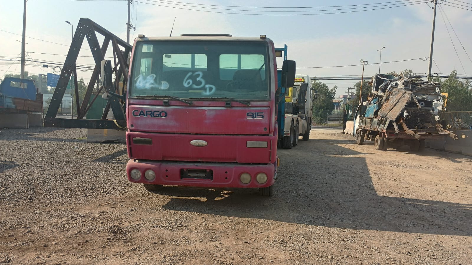 CARROCERíA FRIGORíFICA Ford CARGO 915 2002 USADA